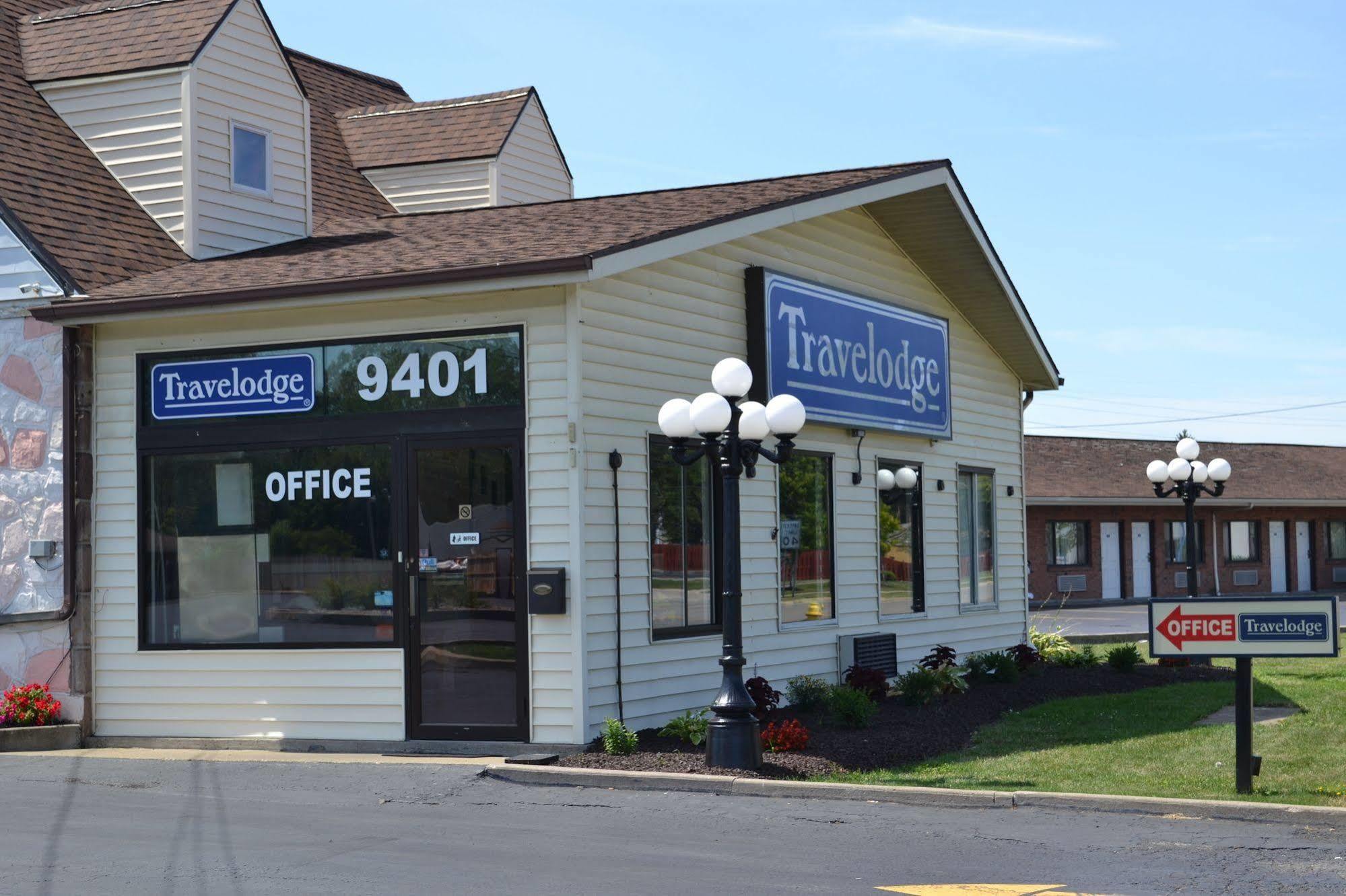 Travelodge By Wyndham Niagara Falls - New York Exterior photo